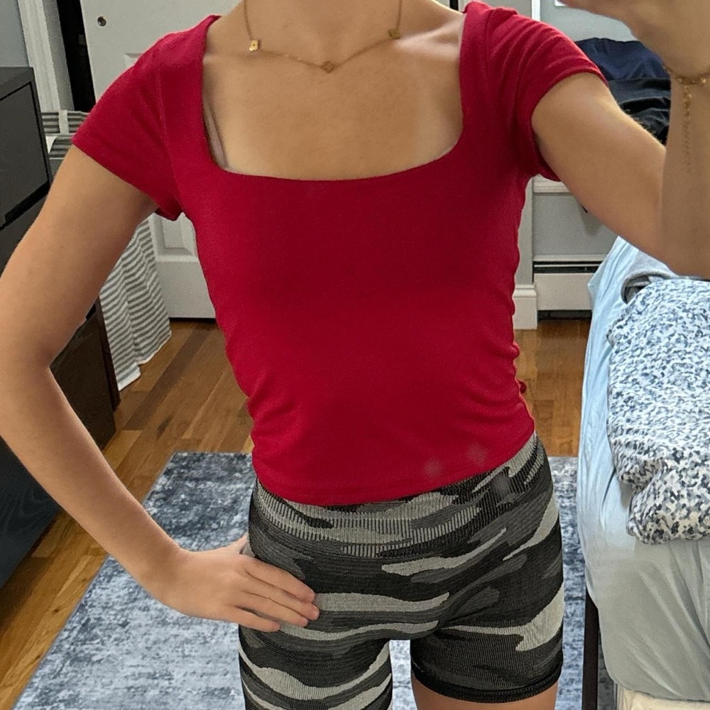 Sincerely Jules Red Square Neck Short Sleeve Top